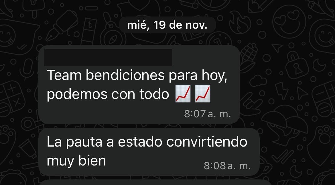 Conversación de WhatsApp con cliente satisfecho con la conversión de la pauta